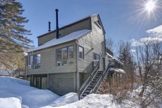 Cozy Chalet in the Mont Tremblant Ski Village - Mont-Tremblant - 8