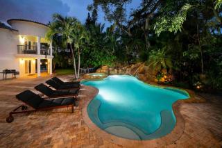 Villa sleeps 18 in Miami Shores with Movie theater / Pool / Jacuzzi - Miami - 1