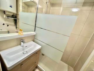 Joli studio cosy, vue magnifique et terrasse privée - 3