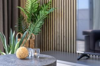 Heated Luxury Poolside Retreat in St Julian s - Pembroke - 7