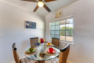 Pet-Friendly Venice Vacation Rental, 3 Mi to Beach - 4