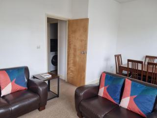 Stunning 2 Bed/2 Bath Flat in Waterloo, London - 7