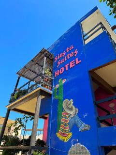 Siesta Suites Boutique Hotel - 8