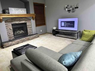 Spacious, 2-story Family-Friendly home - Calgary - 2