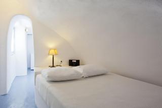 Alexander's Suites - 5