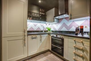 Earls Court Chic Flat in Prime Location - 6