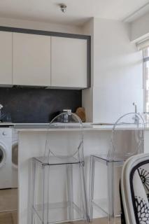 Sleek & Stylish 1BD Flat w balcony - Kings Road - Londra - 2