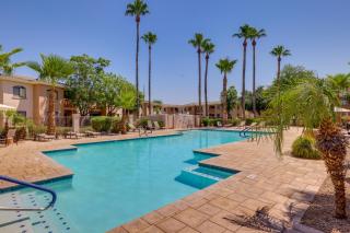 3 Mi to State Farm Stadium Condo with Balcony! - Phoenix - 0