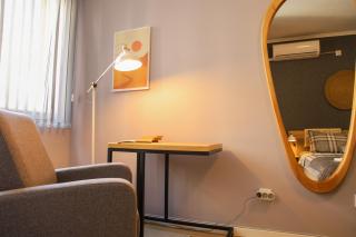 Mall of Sofia - UrbanLux Retreat, FREE Parking - Sofia - 1