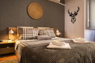 Mall of Sofia - UrbanLux Retreat, FREE Parking - Sofia - 0