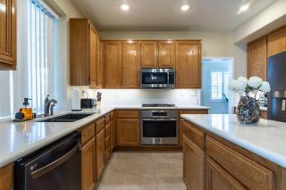 The Nest at Woodside: Lux LA getaway + office/spa - Santa Clarita - 3