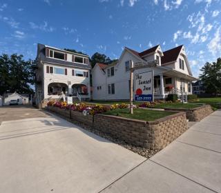 Sunset Inn - South Haven - 2