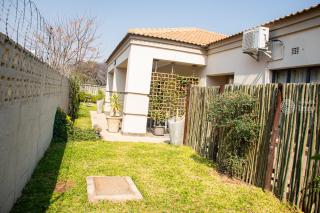 Kendi's Inn Guest House - 3