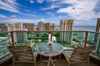 Ocean Views from balcony Walk to Beach and Mall 3024 - Honolulu - 8