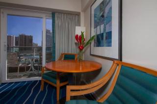 Ocean views Walk to beach Waikiki and mall 1223 - 5