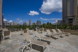 Modern studio Across From Hilton lagoon beach PW920 - Honolulu - 1
