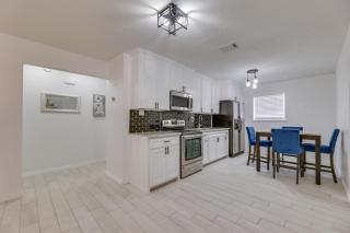 Modern Home in Edinburg Half-Mi Walk to UTRGV! - Edinburg - 5