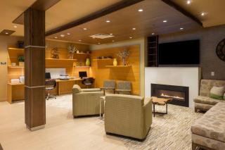 Best Western Plus Franciscan Square Inn & Suites Steubenville - Steubenville - 5