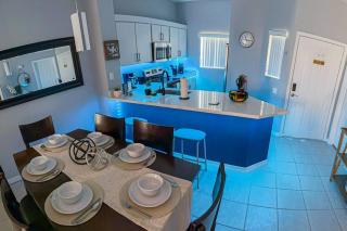 Ultimate Vacation Villa Near Disney Townhouse - Kissimmee - 2