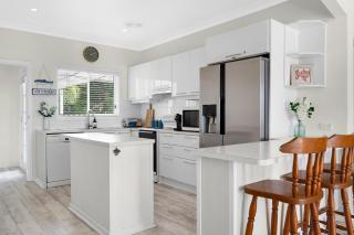 AXL Orion Beach Home: Beach front - Vincentia - 2