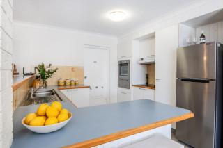 Sawtell Beachfront Villa - 2 mins to everything! - Sawtell - 6