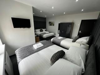 Woodhouse Hotel Fully refurbished quiet family hotel No stag or hens all will be refused on checkin - Blackpool - 4