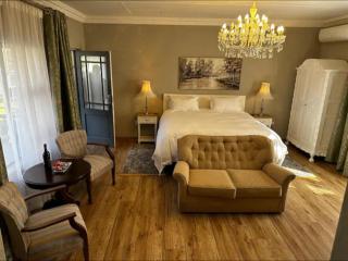 Steenkoppies semi self catering apartment - 8