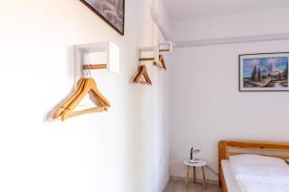 Barát Vendégház - Cosy Guesthouse - Teljes ház privát udvarral - 4 szoba, 2 fürdő - Szeged - 5