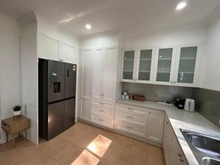 Absolutely Lakeside House, quiet and peace - Killarney Vale - 8