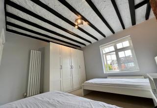 The Windmill - Busheyheath - 8