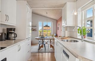 Lovely Home In Mesinge With Wifi - Mesinge - 5
