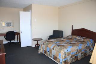 Grand Motel Saint-Hubert - 4