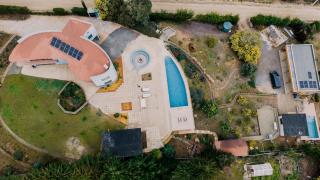 Moon Estate - Ocean View - 3 Houses - 2 Pools - 2 BBQ Homes - Sleeps 21 - 1