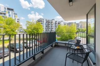 Modern Family Apartment with Parking by Noclegi Renters - Varsavia - 7