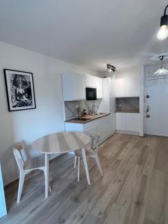 Studio neuf et central - Antibes - 4