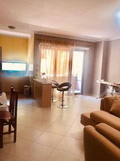 Orion Central Apartment - Tirana - 9
