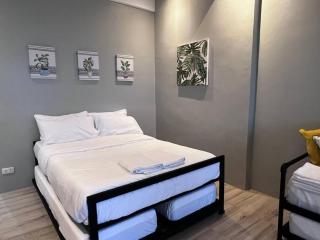 Modern Beachfront Getaway at Canyon Cove Nasugbu - 6