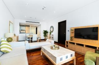 Lux BnB I Palm Jumeirah Resort I Palm Views - 6