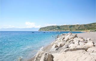 Awesome Apartment In Melito Porto Salvo - Melito di Porto Salvo - 6