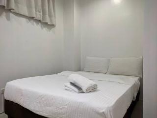 JP Santiago Studio Makati J204 - Manilla - 1