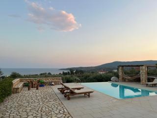 Onirozo Koroni Private Villa - Koroni - 4