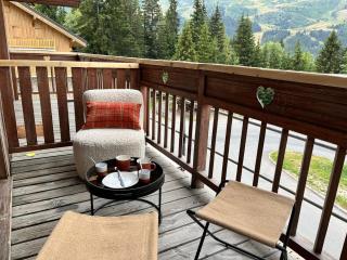 Appartement rénové, balcon, navette, WiFi - FR-1-688-58 - 9