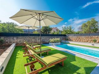 Holiday home Marcela with pool - Pridraga - 6