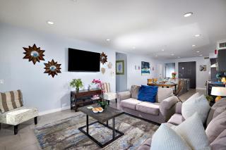 Water Front Spectacular Ocean View Large Balcony AC Pet Friendly - Oceanside - 3