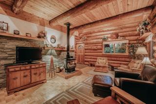 11SL - Wi-Fi - NO PETS Log Cabin - Sleeps 7 cabin - Glacier - 4