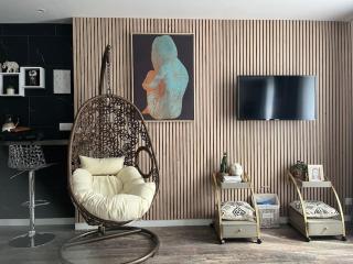 jouxtant le canal du midi - 1