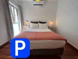 Prime Location - Historic District with Private Parking - Lisbona - 0