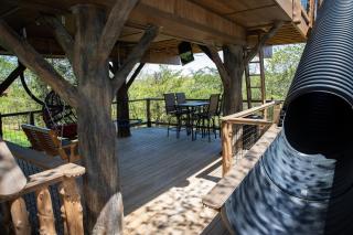 "Air Fort One" Aviation-Themed Luxury Treehouse Near Dollywood & Pigeon Forge - 0
