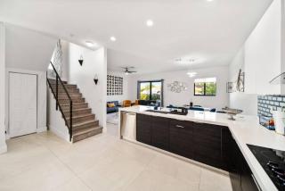 Modern RocknHome Near Hard Rock and FLL Airport - Fort Lauderdale - 6