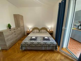 Alina's apartment - Bečići - 8